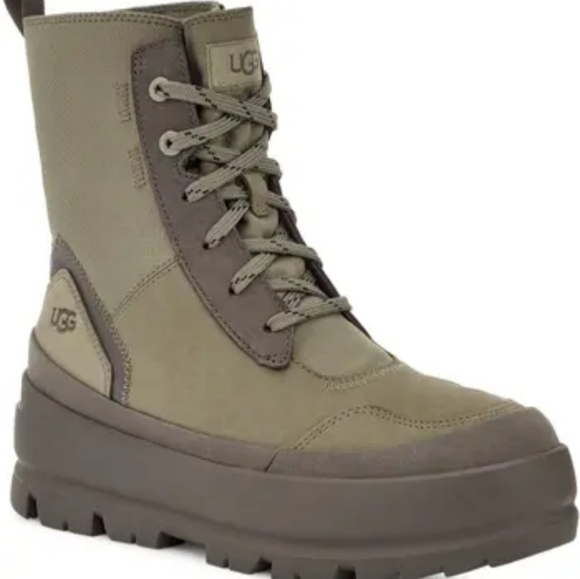 The UGG Lug Platform Lace-Up Combat Boot (Women)New - Picture 7 of 7